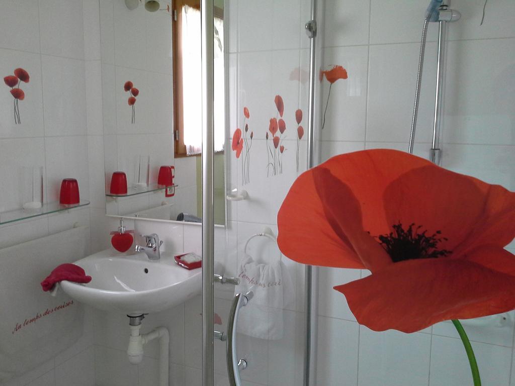 Chambres D'Hotes Au Temps Des Cerises Jumièges Екстериор снимка