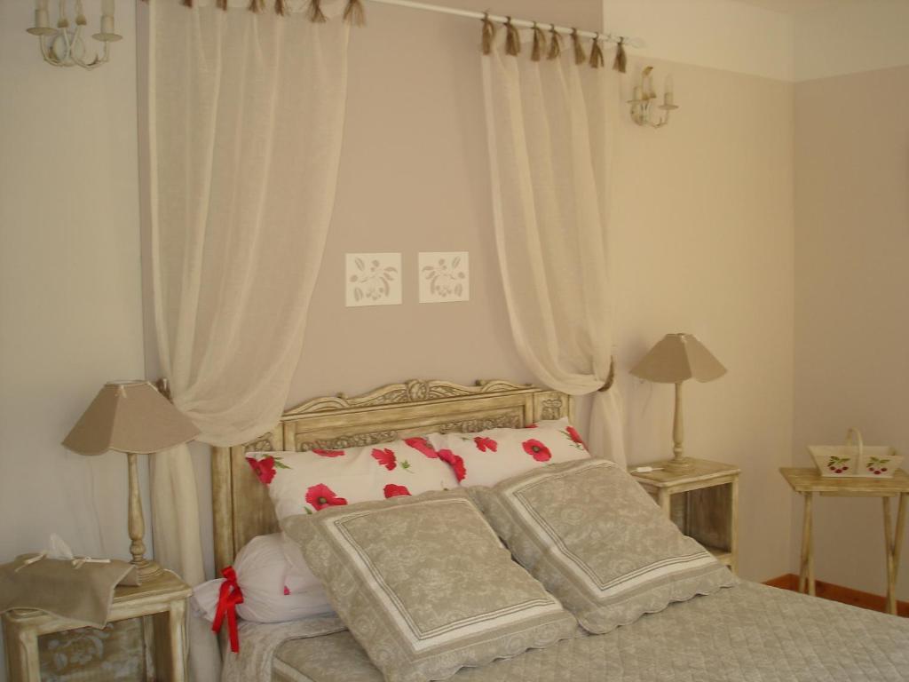 Chambres D'Hotes Au Temps Des Cerises Jumièges Екстериор снимка